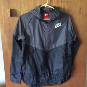 Nike half zip windbreaker